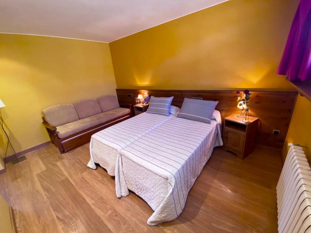 Campalans Hotel Rural Bungalows Mobilhomes Borredá Extérieur photo
