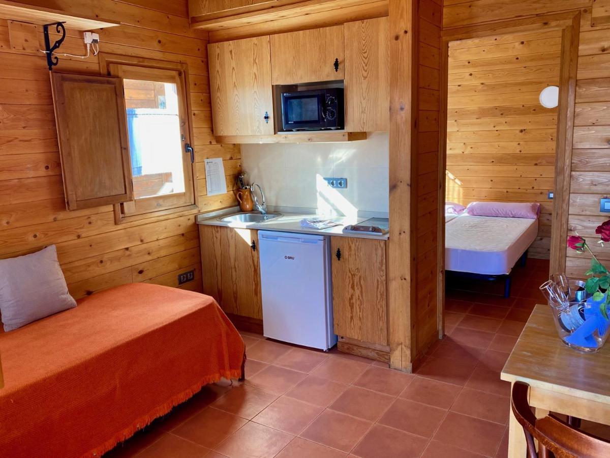 Campalans Hotel Rural Bungalows Mobilhomes Borredá Extérieur photo